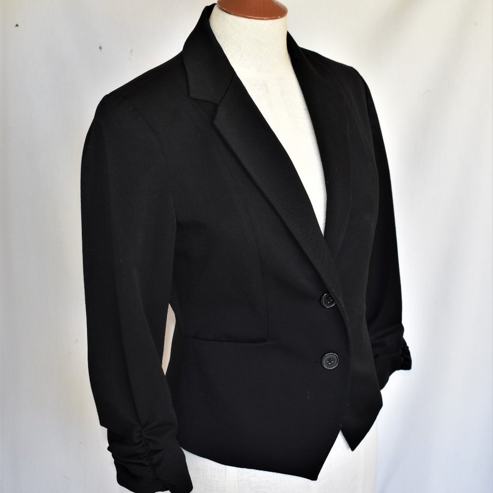 EXPRESS Jacket 4 Black Long Sleeve Lined Gathered BIN 2